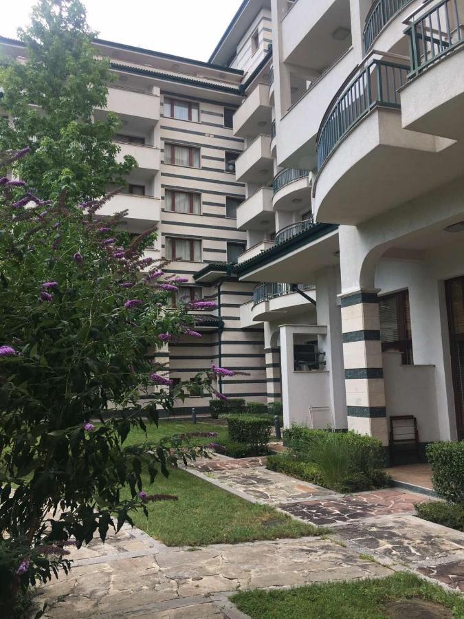 Private Apartments In Emerald Ravda Exteriér fotografie